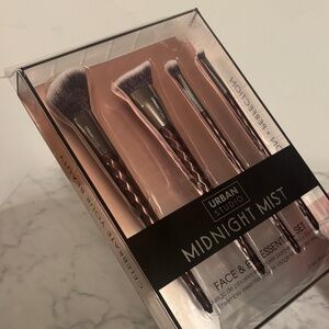 Urban Studio face & eye make-up essential set